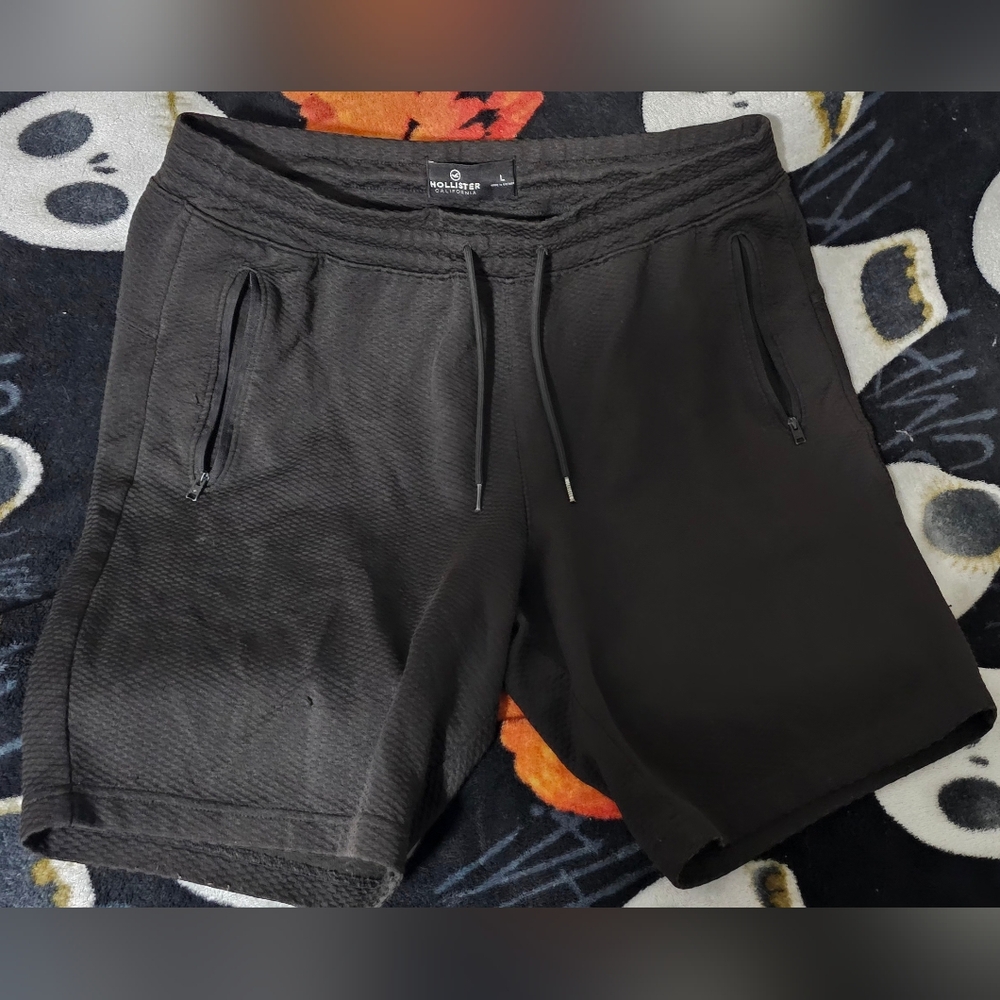 Hollister Men's Black Shorts
